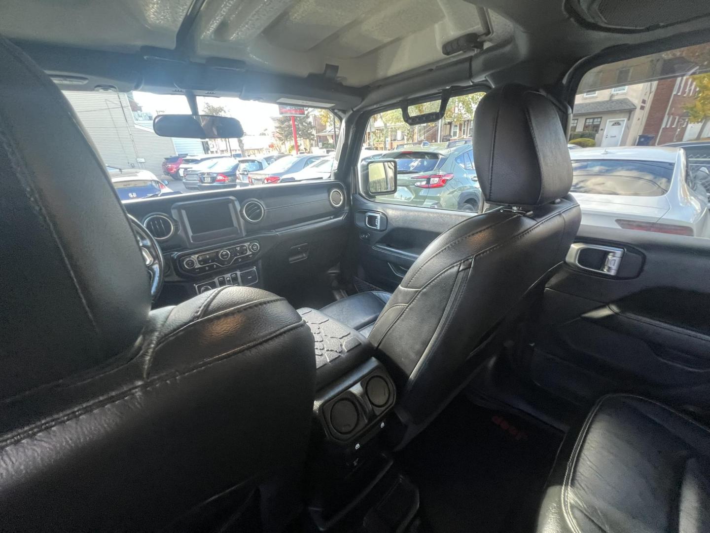 2019 GRAY /Black Jeep Wrangler Unlimited Sahara (1C4HJXEN1KW) with an 2.0L L4 DOHC 16V TURBO engine, 6A transmission, located at 1018 Brunswick Ave, Trenton, NJ, 08638, (609) 989-0900, 40.240086, -74.748085 - Wow! This Sahara is loaded up with great options and a great color combo! Just serviced up and looks and runs like brand new! A must see and drive ASAP while it lasts! Please call Anthony to set up an appt. to see it, 609-273-5100. Financing available!! - Photo#12