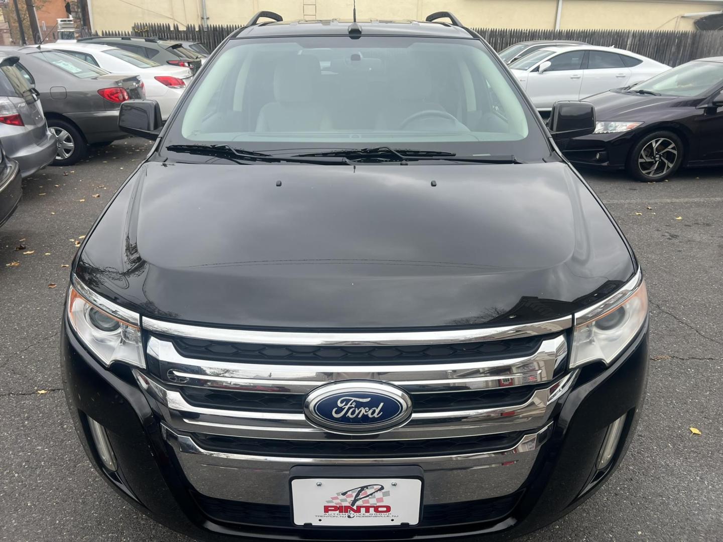 2011 BLACK /Gray Ford Edge SEL FWD (2FMDK3JC0BB) with an 3.5L V6 DOHC 24V engine, 6-Speed Automatic transmission, located at 1018 Brunswick Ave, Trenton, NJ, 08638, (609) 989-0900, 40.240086, -74.748085 - Looking for a clean and well kept SUV? This is it right here, all serviced up and ready to go! Please call Anthony to set up an appt. 609-273-5100 - Photo#3