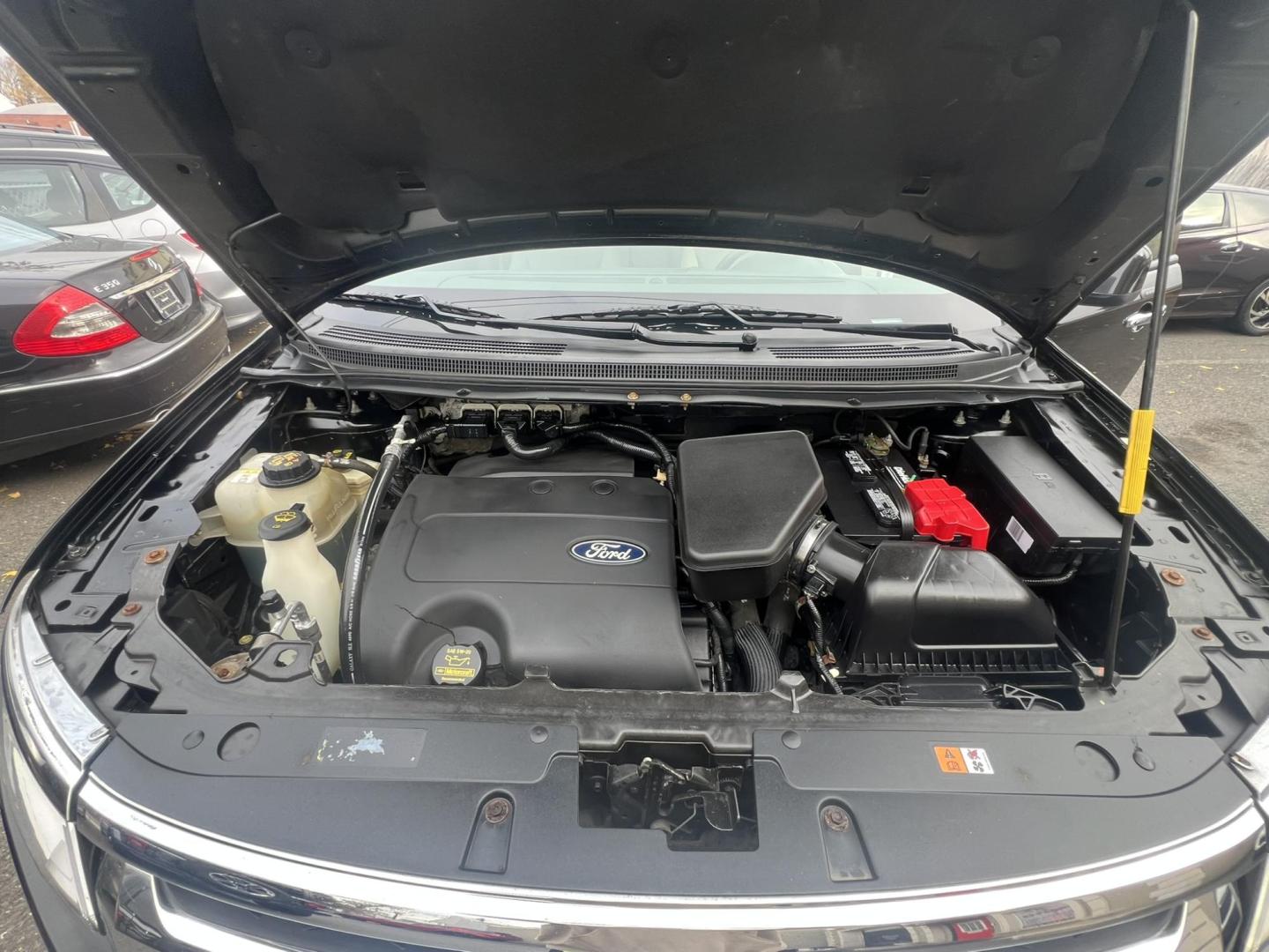 2011 BLACK /Gray Ford Edge SEL FWD (2FMDK3JC0BB) with an 3.5L V6 DOHC 24V engine, 6-Speed Automatic transmission, located at 1018 Brunswick Ave, Trenton, NJ, 08638, (609) 989-0900, 40.240086, -74.748085 - Looking for a clean and well kept SUV? This is it right here, all serviced up and ready to go! Please call Anthony to set up an appt. 609-273-5100 - Photo#24