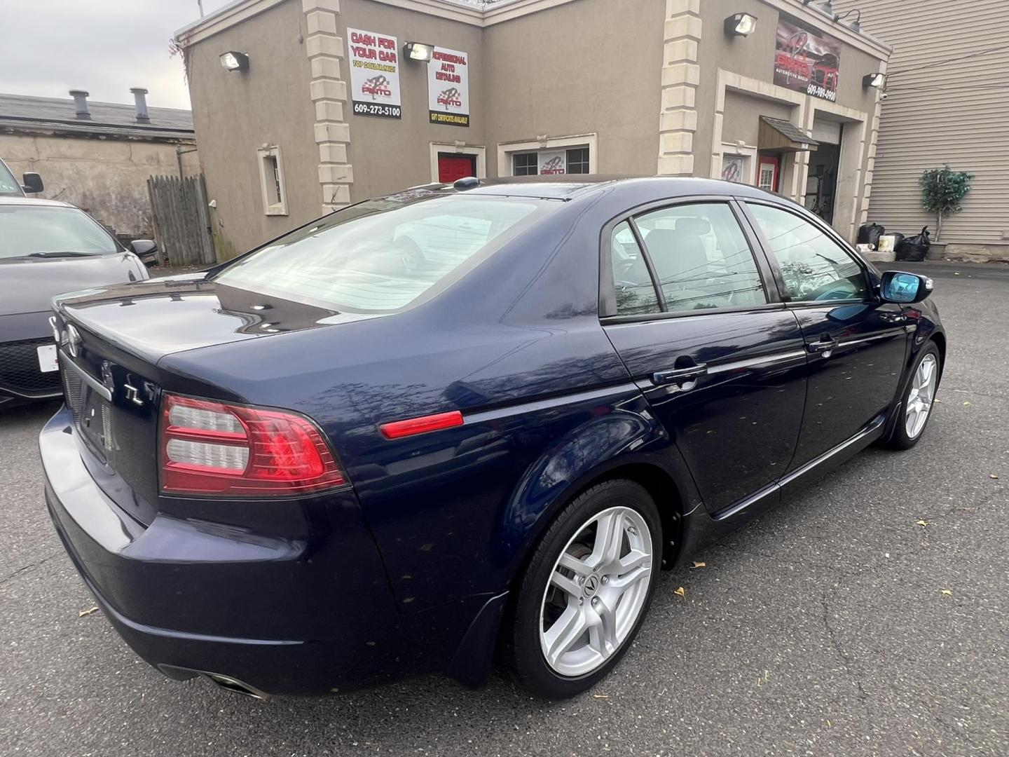 2008 Acura TL 5-Speed AT (19UUA66278A) with an 3.2L V6 SOHC 24V engine, 5-Speed Automatic Overdrive transmission, located at 1018 Brunswick Ave, Trenton, NJ, 08638, (609) 989-0900, 40.240086, -74.748085 - Photo#8