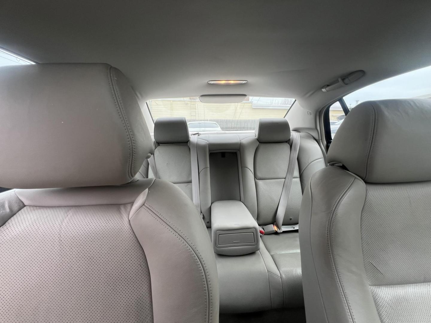 2008 Acura TL 5-Speed AT (19UUA66278A) with an 3.2L V6 SOHC 24V engine, 5-Speed Automatic Overdrive transmission, located at 1018 Brunswick Ave, Trenton, NJ, 08638, (609) 989-0900, 40.240086, -74.748085 - Photo#14