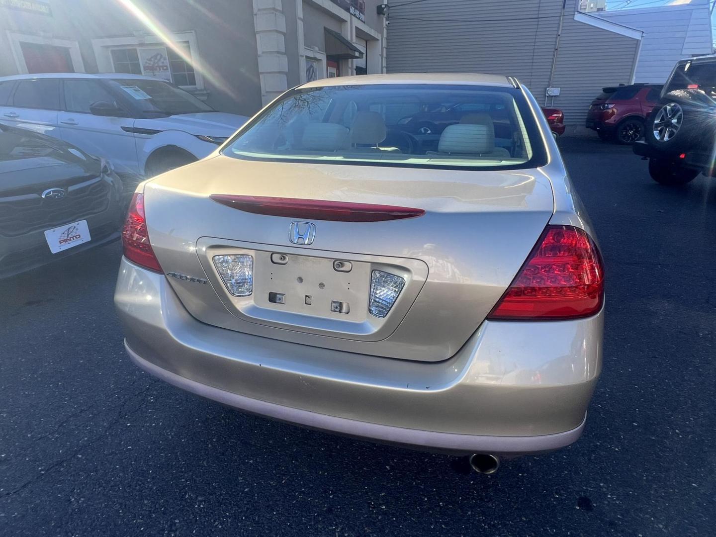 2007 Gold /beige Honda Accord VP Sedan AT (1HGCM56147A) with an 2.4L L4 DOHC 16V engine, 5-Speed Manual Overdrive transmission, located at 1018 Brunswick Ave, Trenton, NJ, 08638, (609) 989-0900, 40.240086, -74.748085 - Yes, that is the actual miles on this super clean Honda Accord! Just Serviced and ready to go! Please call Anthony to set up an appt. 609-273-5100 - Photo#5
