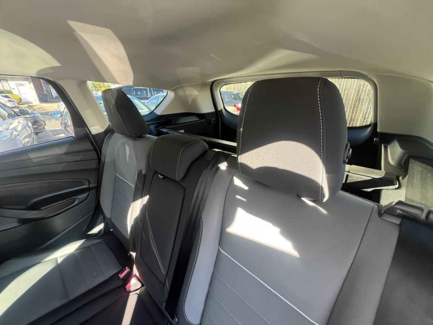 2013 White Ford Escape SE AWD (1FMCU9GXXDU) with an 1.6L L4 DOHC 16V engine, 6-Speed Automatic transmission, located at 1018 Brunswick Ave, Trenton, NJ, 08638, (609) 989-0900, 40.240086, -74.748085 - Photo#17