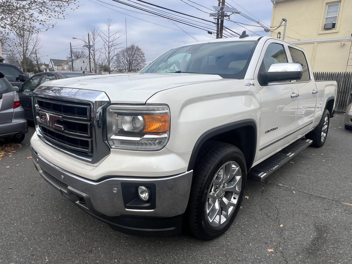 2015 White /Tan Leather GMC Sierra 1500 SLT Crew Cab Long Box 4WD (3GTU2VEC8FG) with an 5.3L V8 OHV 16V engine, 6-Speed Automatic transmission, located at 1018 Brunswick Ave, Trenton, NJ, 08638, (609) 989-0900, 40.240086, -74.748085 - This Truck is in almost new condition and all serviced up! A super clean one owner GMC Sierra in a really great color combo! A must see to appreciate. Please call Anthony to set up an appt. and test drive 609-273-5100 - Photo#1
