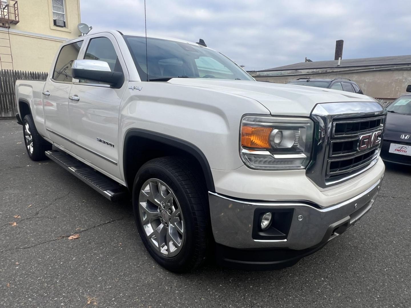 2015 White /Tan Leather GMC Sierra 1500 SLT Crew Cab Long Box 4WD (3GTU2VEC8FG) with an 5.3L V8 OHV 16V engine, 6-Speed Automatic transmission, located at 1018 Brunswick Ave, Trenton, NJ, 08638, (609) 989-0900, 40.240086, -74.748085 - This Truck is in almost new condition and all serviced up! A super clean one owner GMC Sierra in a really great color combo! A must see to appreciate. Please call Anthony to set up an appt. and test drive 609-273-5100 - Photo#3