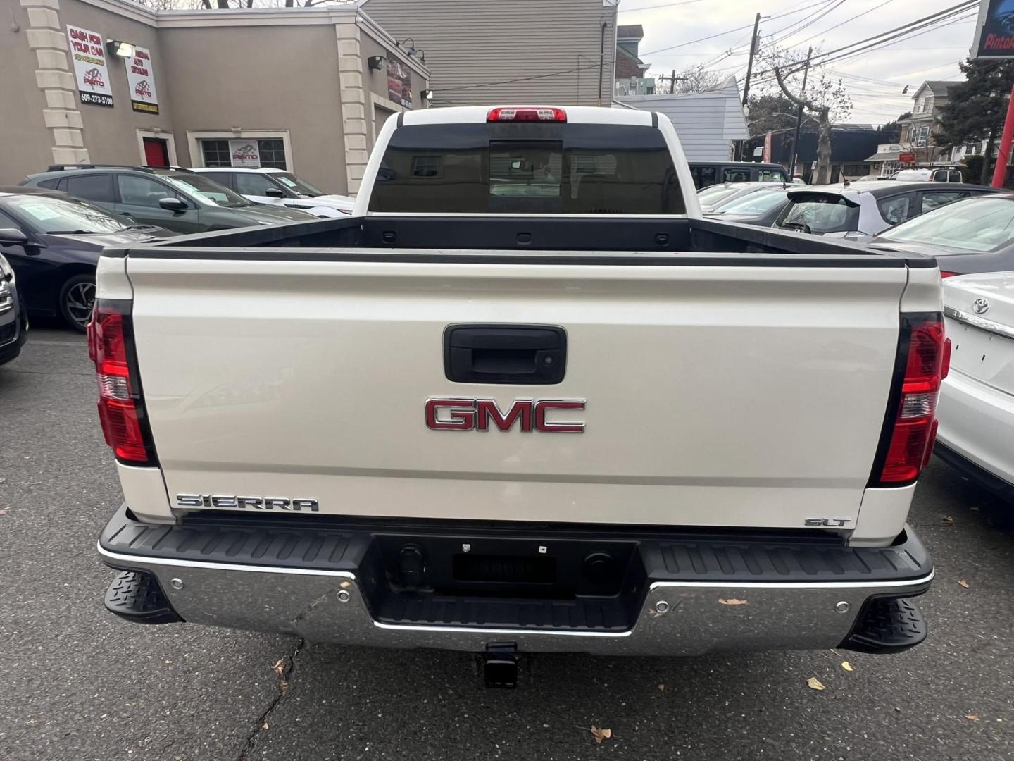2015 White /Tan Leather GMC Sierra 1500 SLT Crew Cab Long Box 4WD (3GTU2VEC8FG) with an 5.3L V8 OHV 16V engine, 6-Speed Automatic transmission, located at 1018 Brunswick Ave, Trenton, NJ, 08638, (609) 989-0900, 40.240086, -74.748085 - This Truck is in almost new condition and all serviced up! A super clean one owner GMC Sierra in a really great color combo! A must see to appreciate. Please call Anthony to set up an appt. and test drive 609-273-5100 - Photo#5
