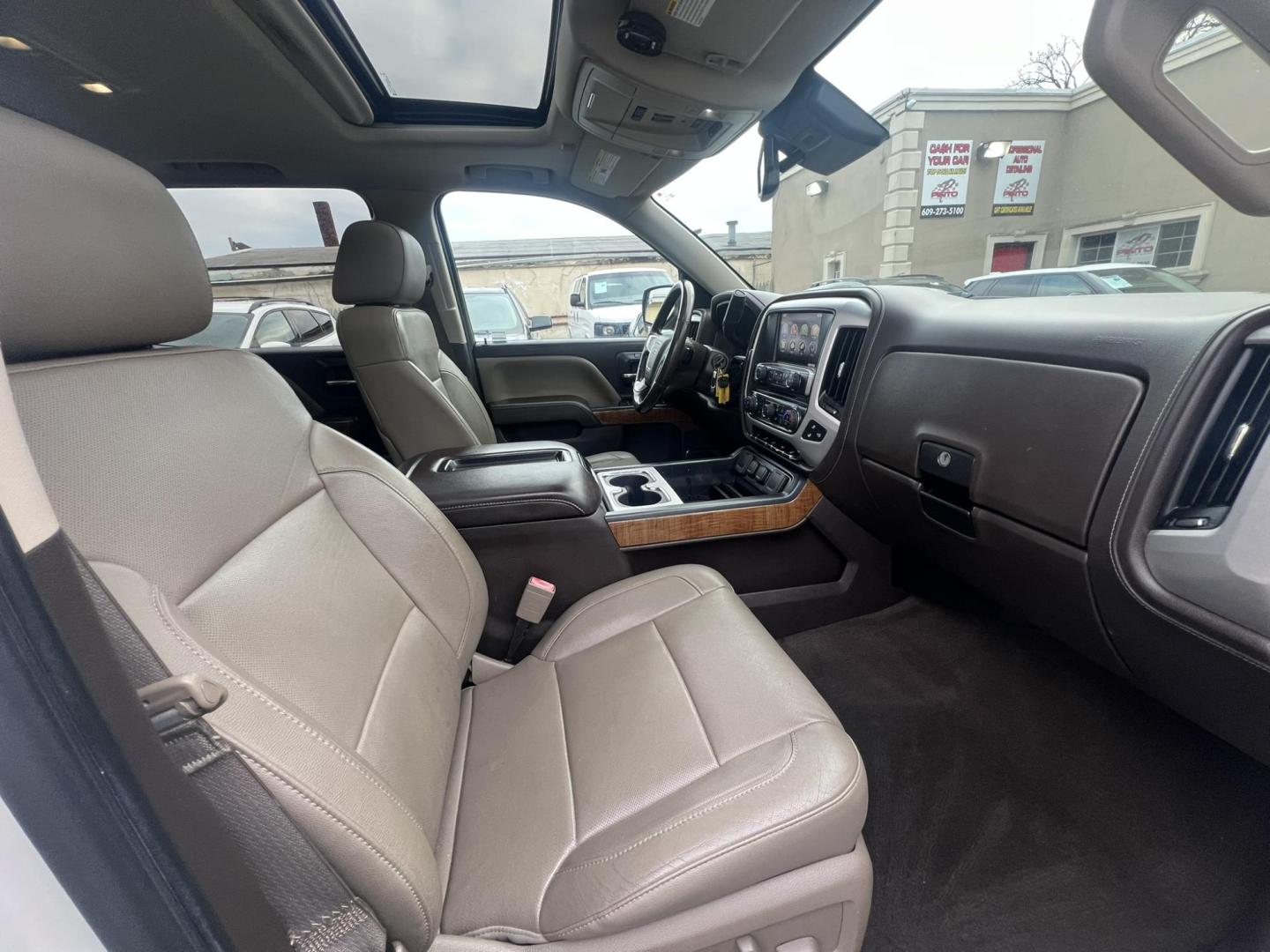 2015 White /Tan Leather GMC Sierra 1500 SLT Crew Cab Long Box 4WD (3GTU2VEC8FG) with an 5.3L V8 OHV 16V engine, 6-Speed Automatic transmission, located at 1018 Brunswick Ave, Trenton, NJ, 08638, (609) 989-0900, 40.240086, -74.748085 - This Truck is in almost new condition and all serviced up! A super clean one owner GMC Sierra in a really great color combo! A must see to appreciate. Please call Anthony to set up an appt. and test drive 609-273-5100 - Photo#17
