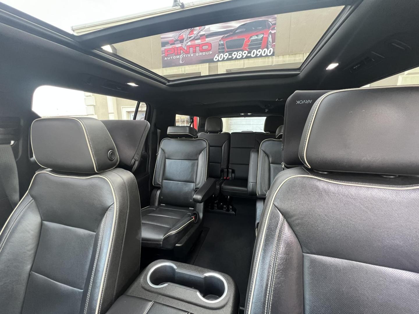 2021 BLACK GMC Yukon XL SLT 4WD (1GKS2GKD3MR) with an 5.3L V8 OHV 16V engine, 6A transmission, located at 1018 Brunswick Ave, Trenton, NJ, 08638, (609) 989-0900, 40.240086, -74.748085 - Photo#16