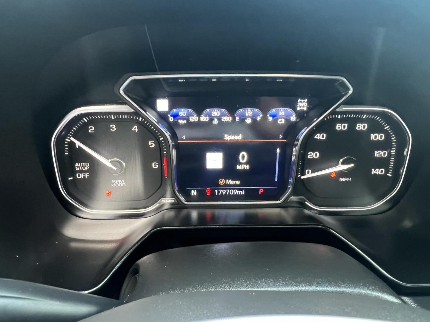 2021 BLACK GMC Yukon XL SLT 4WD (1GKS2GKD3MR) with an 5.3L V8 OHV 16V engine, 6A transmission, located at 1018 Brunswick Ave, Trenton, NJ, 08638, (609) 989-0900, 40.240086, -74.748085 - Photo#17