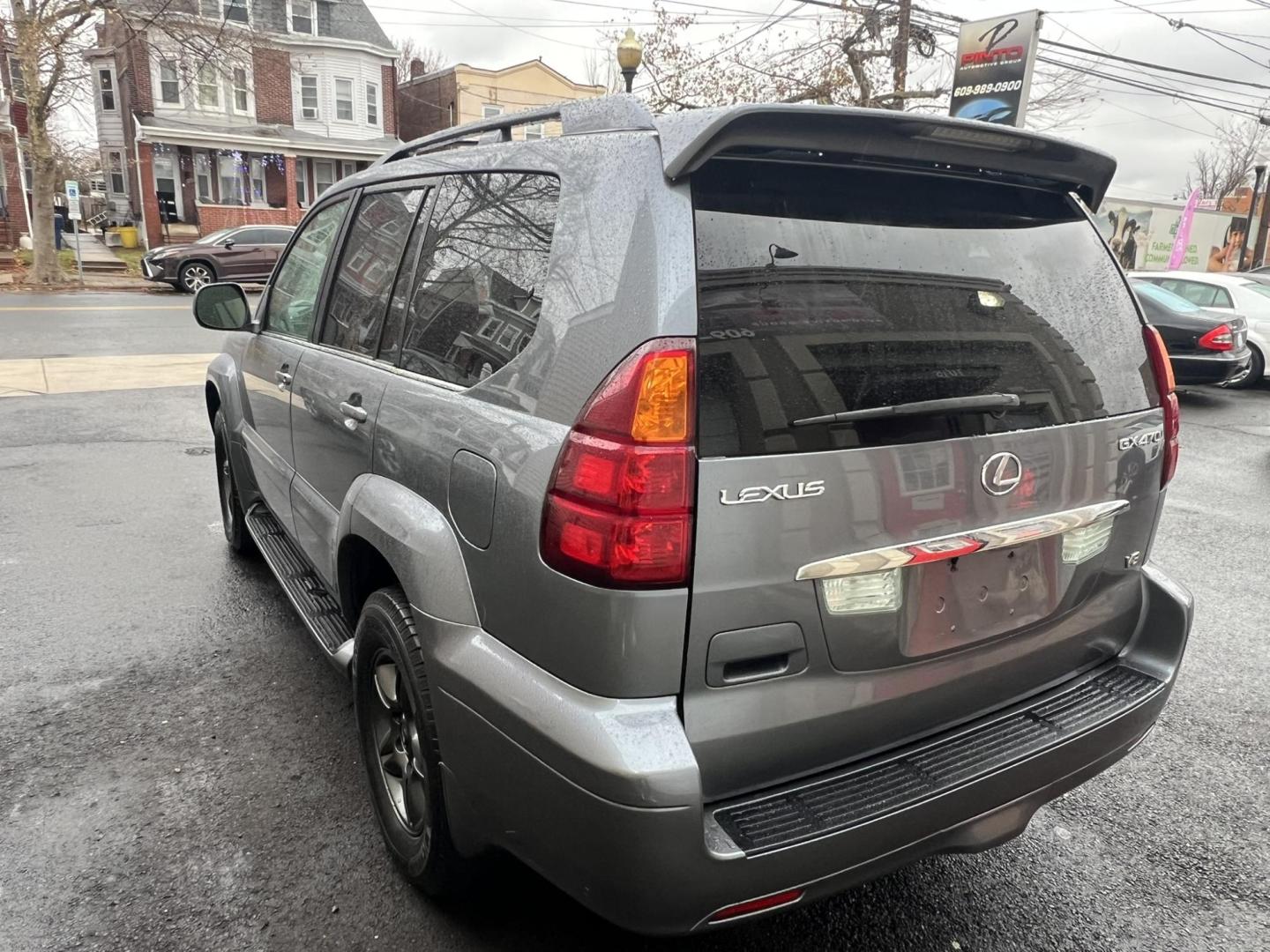 2007 Lexus GX 470 Sport Utility (JTJBT20X970) with an 4.7L V8 DOHC 32V engine, 5-Speed Automatic Overdrive transmission, located at 1018 Brunswick Ave, Trenton, NJ, 08638, (609) 989-0900, 40.240086, -74.748085 - Here is one clean super reliable vehicle! Serviced up and ready to go for the next 10 years for sure! Please call Anthony to set up an appt. to see and test drive ASAP! 6092735100 - Photo#7