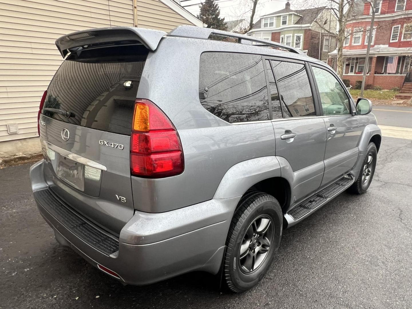 2007 Lexus GX 470 Sport Utility (JTJBT20X970) with an 4.7L V8 DOHC 32V engine, 5-Speed Automatic Overdrive transmission, located at 1018 Brunswick Ave, Trenton, NJ, 08638, (609) 989-0900, 40.240086, -74.748085 - Here is one clean super reliable vehicle! Serviced up and ready to go for the next 10 years for sure! Please call Anthony to set up an appt. to see and test drive ASAP! 6092735100 - Photo#8