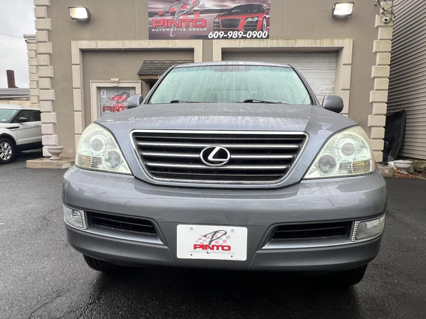 2007 Lexus GX 470 Sport Utility (JTJBT20X970) with an 4.7L V8 DOHC 32V engine, 5-Speed Automatic Overdrive transmission, located at 1018 Brunswick Ave, Trenton, NJ, 08638, (609) 989-0900, 40.240086, -74.748085 - Here is one clean super reliable vehicle! Serviced up and ready to go for the next 10 years for sure! Please call Anthony to set up an appt. to see and test drive ASAP! 6092735100 - Photo#10