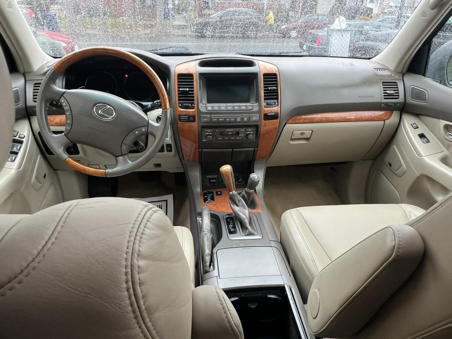 2007 Lexus GX 470 Sport Utility (JTJBT20X970) with an 4.7L V8 DOHC 32V engine, 5-Speed Automatic Overdrive transmission, located at 1018 Brunswick Ave, Trenton, NJ, 08638, (609) 989-0900, 40.240086, -74.748085 - Here is one clean super reliable vehicle! Serviced up and ready to go for the next 10 years for sure! Please call Anthony to set up an appt. to see and test drive ASAP! 6092735100 - Photo#12