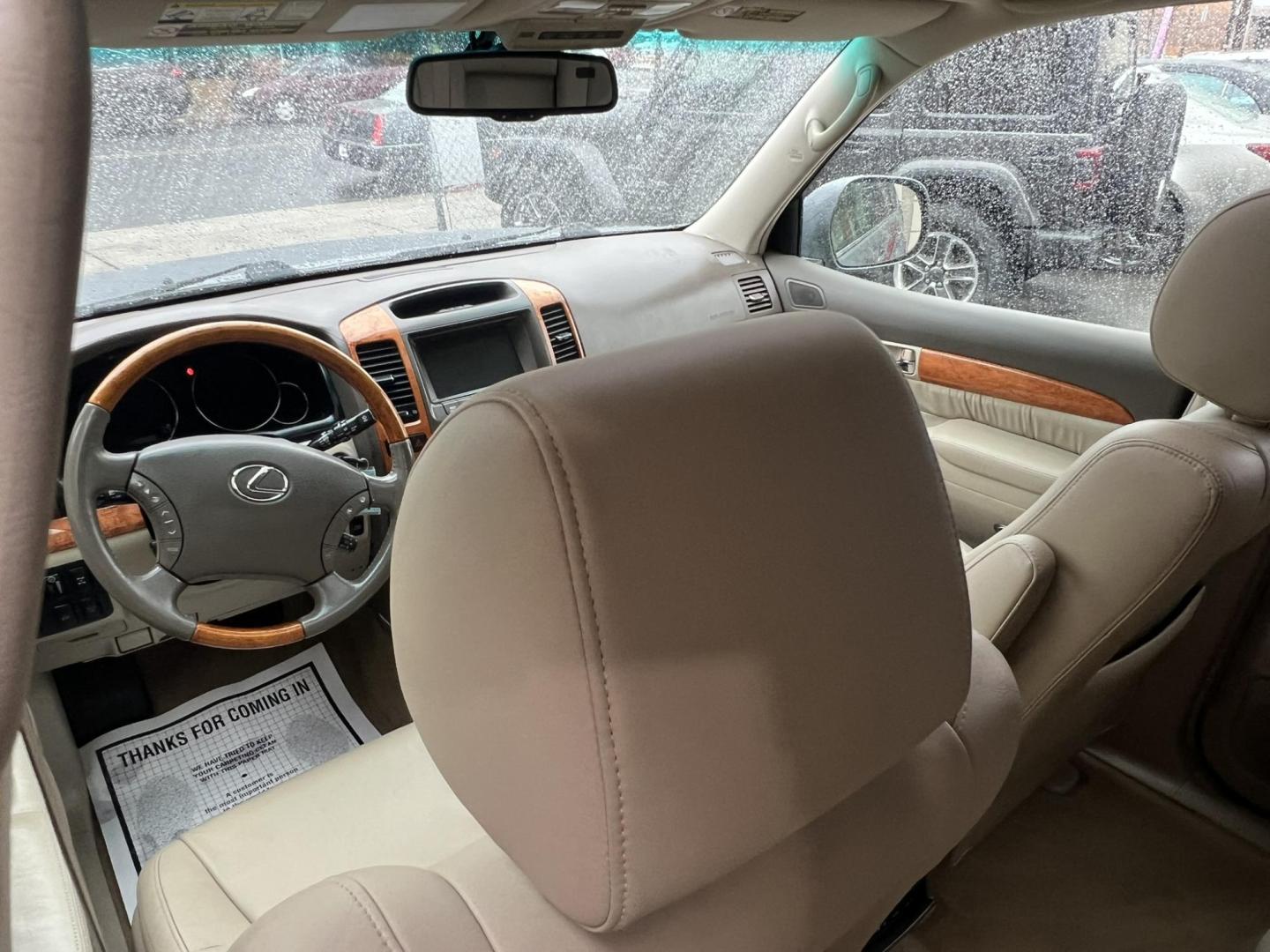 2007 Lexus GX 470 Sport Utility (JTJBT20X970) with an 4.7L V8 DOHC 32V engine, 5-Speed Automatic Overdrive transmission, located at 1018 Brunswick Ave, Trenton, NJ, 08638, (609) 989-0900, 40.240086, -74.748085 - Here is one clean super reliable vehicle! Serviced up and ready to go for the next 10 years for sure! Please call Anthony to set up an appt. to see and test drive ASAP! 6092735100 - Photo#11