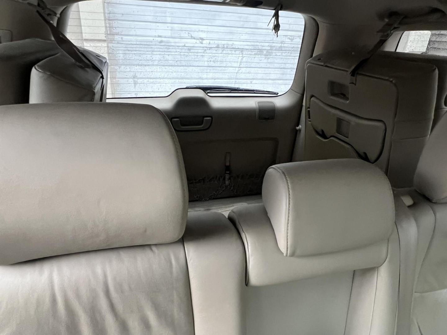 2007 Lexus GX 470 Sport Utility (JTJBT20X970) with an 4.7L V8 DOHC 32V engine, 5-Speed Automatic Overdrive transmission, located at 1018 Brunswick Ave, Trenton, NJ, 08638, (609) 989-0900, 40.240086, -74.748085 - Here is one clean super reliable vehicle! Serviced up and ready to go for the next 10 years for sure! Please call Anthony to set up an appt. to see and test drive ASAP! 6092735100 - Photo#28