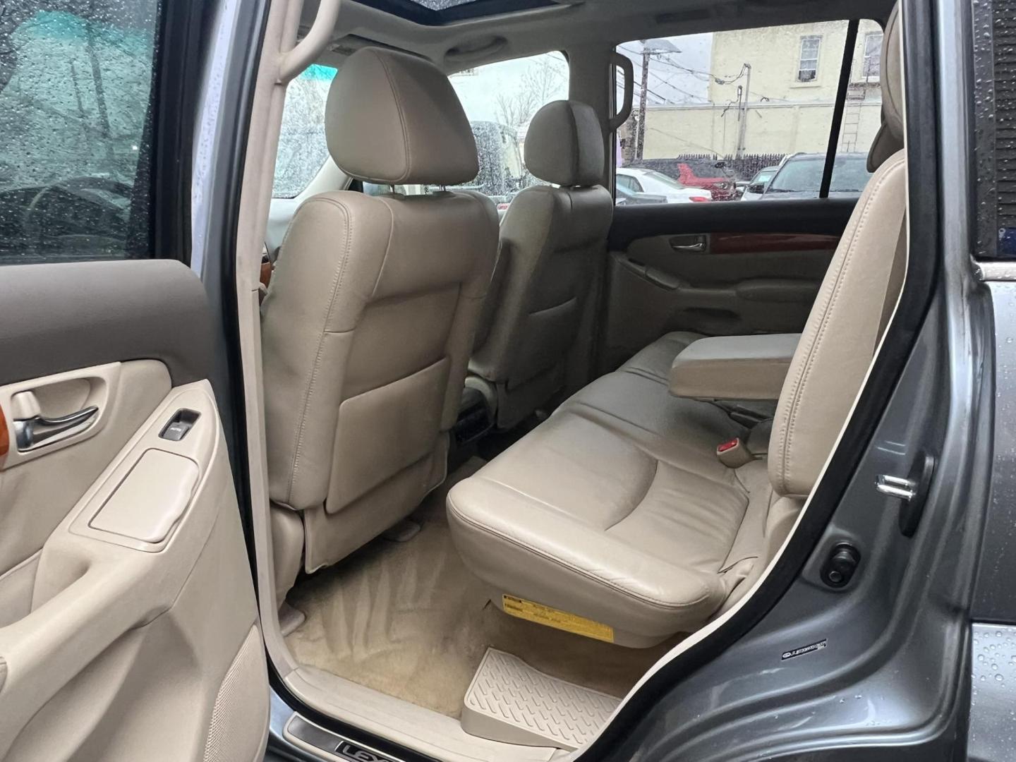 2007 Lexus GX 470 Sport Utility (JTJBT20X970) with an 4.7L V8 DOHC 32V engine, 5-Speed Automatic Overdrive transmission, located at 1018 Brunswick Ave, Trenton, NJ, 08638, (609) 989-0900, 40.240086, -74.748085 - Here is one clean super reliable vehicle! Serviced up and ready to go for the next 10 years for sure! Please call Anthony to set up an appt. to see and test drive ASAP! 6092735100 - Photo#30