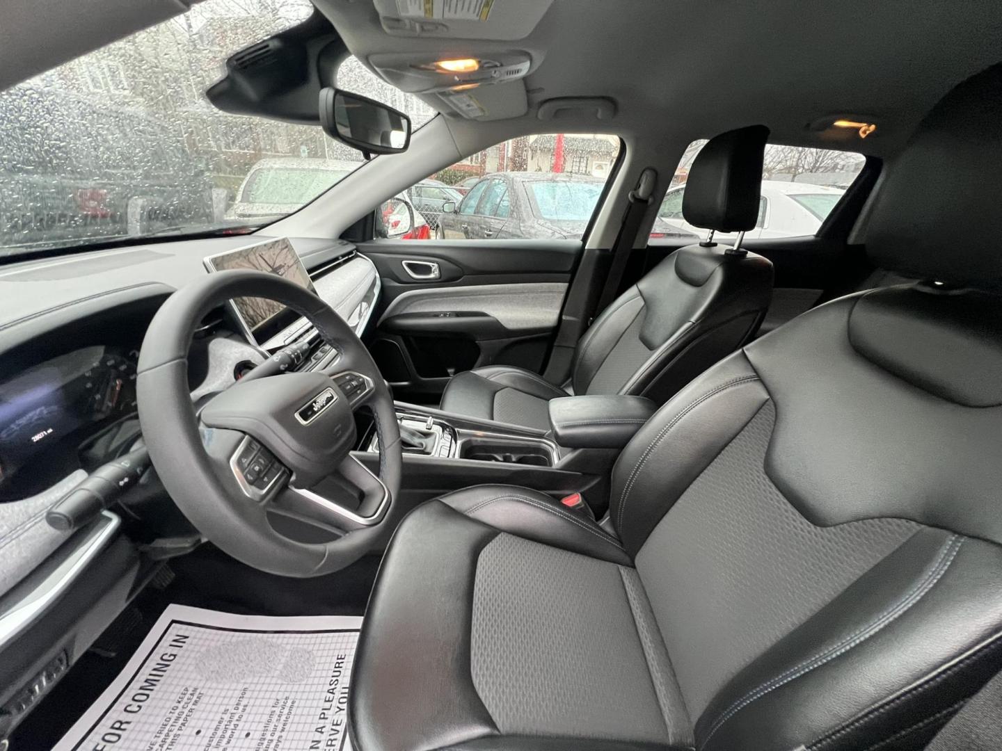 2022 BLACK Jeep Compass Latitude 4WD (3C4NJDBB1NT) with an 2.4L L4 DOHC 16V engine, located at 1018 Brunswick Ave, Trenton, NJ, 08638, (609) 989-0900, 40.240086, -74.748085 - Photo#7