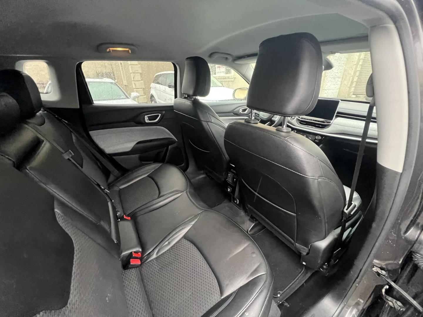 2022 BLACK Jeep Compass Latitude 4WD (3C4NJDBB1NT) with an 2.4L L4 DOHC 16V engine, located at 1018 Brunswick Ave, Trenton, NJ, 08638, (609) 989-0900, 40.240086, -74.748085 - Photo#14