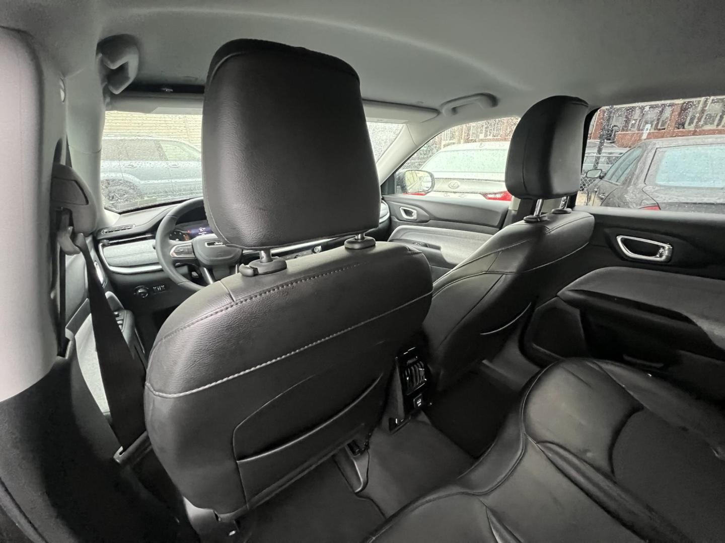 2022 BLACK Jeep Compass Latitude 4WD (3C4NJDBB1NT) with an 2.4L L4 DOHC 16V engine, located at 1018 Brunswick Ave, Trenton, NJ, 08638, (609) 989-0900, 40.240086, -74.748085 - Photo#19