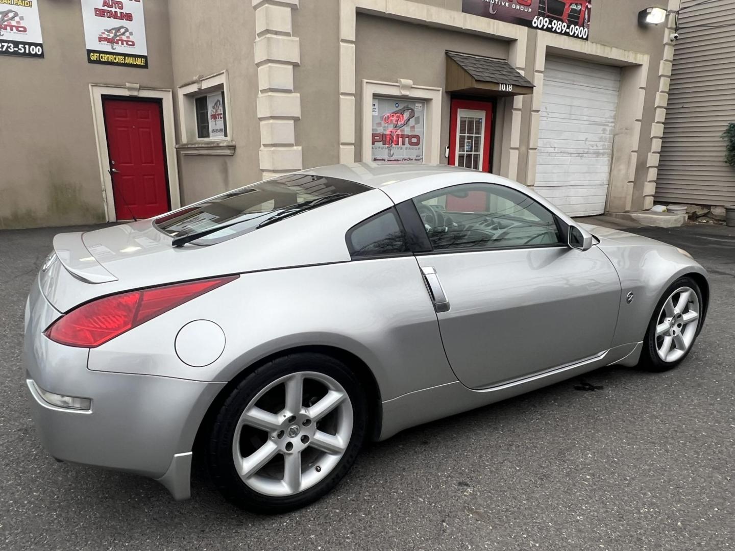 2003 SILVER /Black Nissan 350Z Base (JN1AZ34D93T) with an 3.5L V6 DOHC 24V engine, 6-Speed Manual Overdrive transmission, located at 1018 Brunswick Ave, Trenton, NJ, 08638, (609) 989-0900, 40.240086, -74.748085 - Wow! Yes that is correct, Only 37k miles on this like new 350z! Recently serviced and detailed, Ready for the next owner! This Nissan is like new in every way and a must see and drive to appreciate! Rare 6 speed manual transmission. Please call Anthony to set up an appointment-609-273-5100 - Photo#4