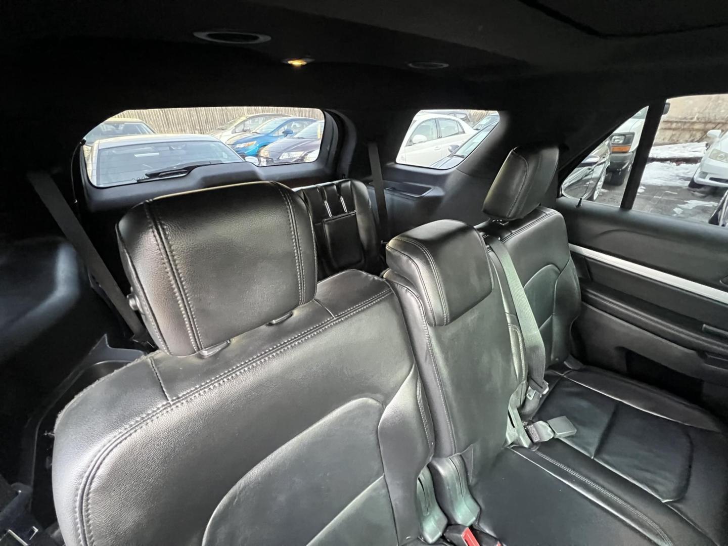 2017 BLACK /Black Ford Explorer XLT 4WD (1FM5K8D82HG) with an 3.5L V6 DOHC 24V engine, 6A transmission, located at 1018 Brunswick Ave, Trenton, NJ, 08638, (609) 989-0900, 40.240086, -74.748085 - Wow, This Black Beauty is ready to go and serviced up. Very Clean Ford Explorer. Please call Anthony to set up an appointment with us, 609-273-5100 - Photo#15