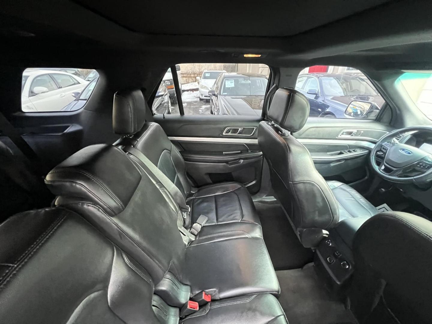 2017 BLACK /Black Ford Explorer XLT 4WD (1FM5K8D82HG) with an 3.5L V6 DOHC 24V engine, 6A transmission, located at 1018 Brunswick Ave, Trenton, NJ, 08638, (609) 989-0900, 40.240086, -74.748085 - Wow, This Black Beauty is ready to go and serviced up. Very Clean Ford Explorer. Please call Anthony to set up an appointment with us, 609-273-5100 - Photo#16