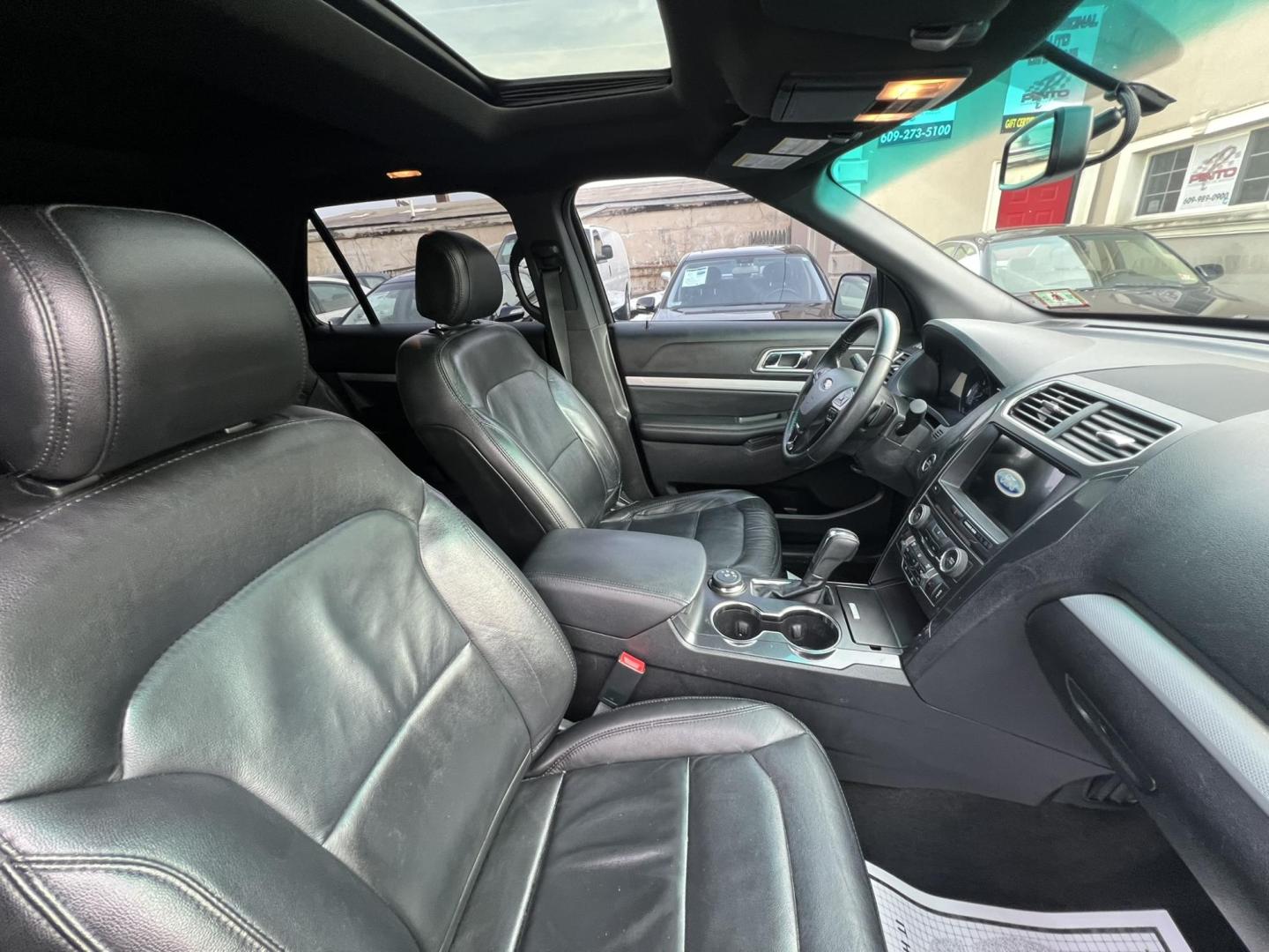 2017 BLACK /Black Ford Explorer XLT 4WD (1FM5K8D82HG) with an 3.5L V6 DOHC 24V engine, 6A transmission, located at 1018 Brunswick Ave, Trenton, NJ, 08638, (609) 989-0900, 40.240086, -74.748085 - Wow, This Black Beauty is ready to go and serviced up. Very Clean Ford Explorer. Please call Anthony to set up an appointment with us, 609-273-5100 - Photo#18