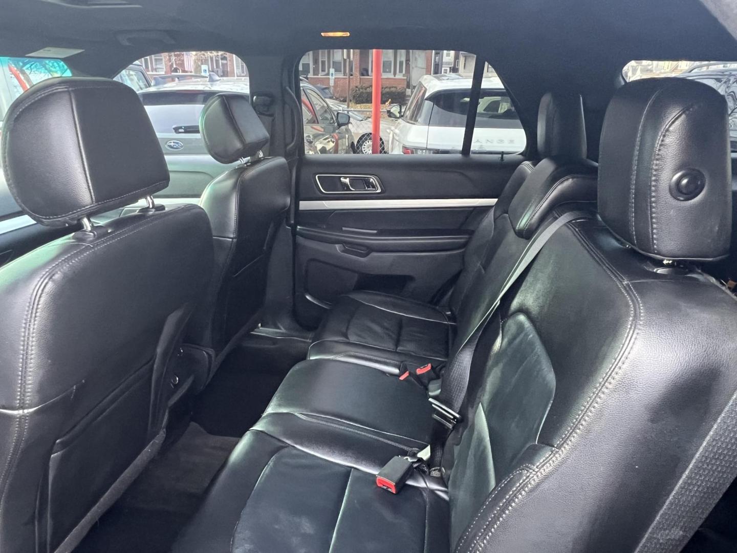 2017 BLACK /Black Ford Explorer XLT 4WD (1FM5K8D82HG) with an 3.5L V6 DOHC 24V engine, 6A transmission, located at 1018 Brunswick Ave, Trenton, NJ, 08638, (609) 989-0900, 40.240086, -74.748085 - Wow, This Black Beauty is ready to go and serviced up. Very Clean Ford Explorer. Please call Anthony to set up an appointment with us, 609-273-5100 - Photo#23