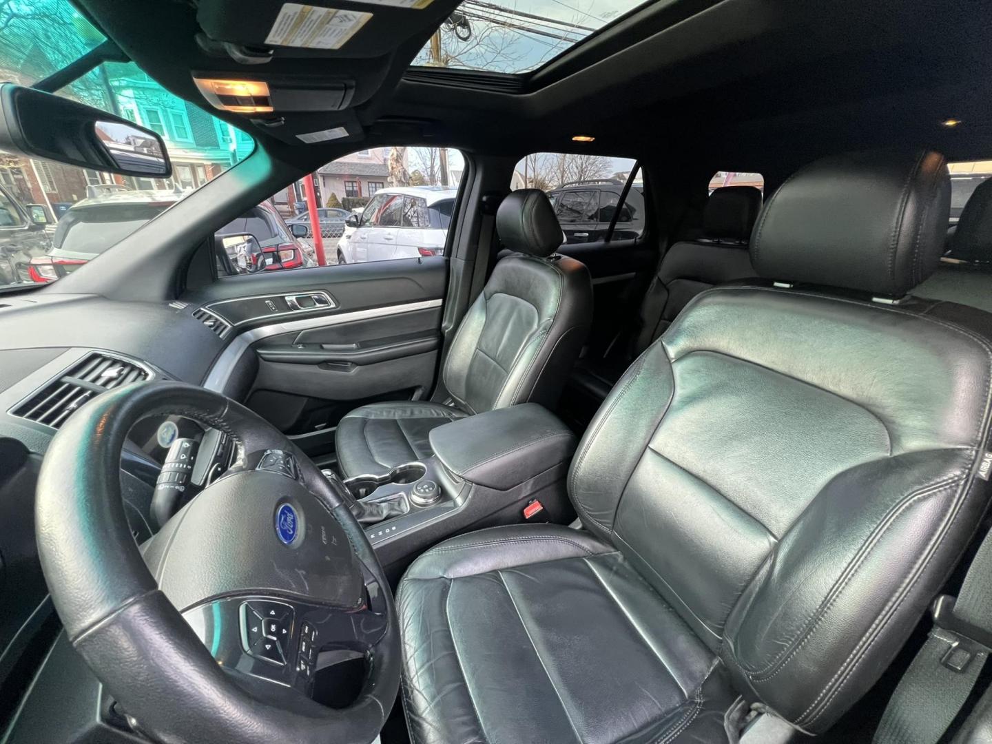 2017 BLACK /Black Ford Explorer XLT 4WD (1FM5K8D82HG) with an 3.5L V6 DOHC 24V engine, 6A transmission, located at 1018 Brunswick Ave, Trenton, NJ, 08638, (609) 989-0900, 40.240086, -74.748085 - Wow, This Black Beauty is ready to go and serviced up. Very Clean Ford Explorer. Please call Anthony to set up an appointment with us, 609-273-5100 - Photo#31