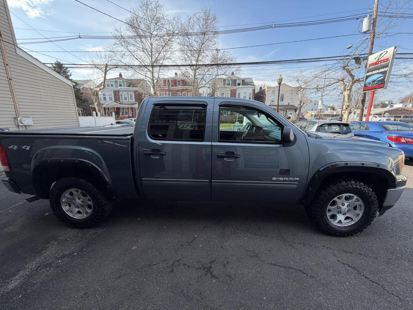 2011 BLUE /Black GMC Sierra 1500 SLE Crew Cab 4WD (3GTP2VE39BG) with an 5.3L V8 OHV 16V FFV engine, 4-Speed Automatic transmission, located at 1018 Brunswick Ave, Trenton, NJ, 08638, (609) 989-0900, 40.240086, -74.748085 - Here is a super clean GMC Sierra crew cab! Just serviced and detailed to perfection and a must see and drive ASAP! Call Anthony to set up an appointment as this Truck will not last long! 609-273-5100 - Photo#6