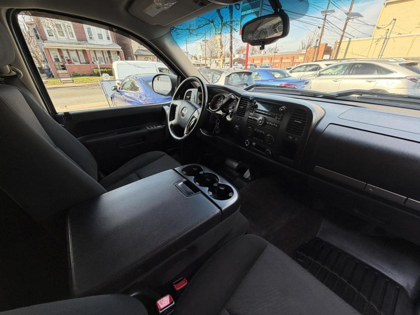 2011 BLUE /Black GMC Sierra 1500 SLE Crew Cab 4WD (3GTP2VE39BG) with an 5.3L V8 OHV 16V FFV engine, 4-Speed Automatic transmission, located at 1018 Brunswick Ave, Trenton, NJ, 08638, (609) 989-0900, 40.240086, -74.748085 - Here is a super clean GMC Sierra crew cab! Just serviced and detailed to perfection and a must see and drive ASAP! Call Anthony to set up an appointment as this Truck will not last long! 609-273-5100 - Photo#20