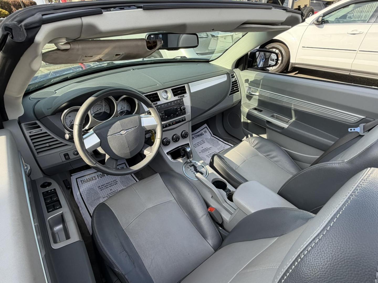 2008 BLUE /Gray Leather Chrysler Sebring Convertible Touring (1C3LC55R78N) with an 2.7L V6 DOHC 24V FFV engine, 4-Speed Automatic Overdrive transmission, located at 1018 Brunswick Ave, Trenton, NJ, 08638, (609) 989-0900, 40.240086, -74.748085- Photo#9