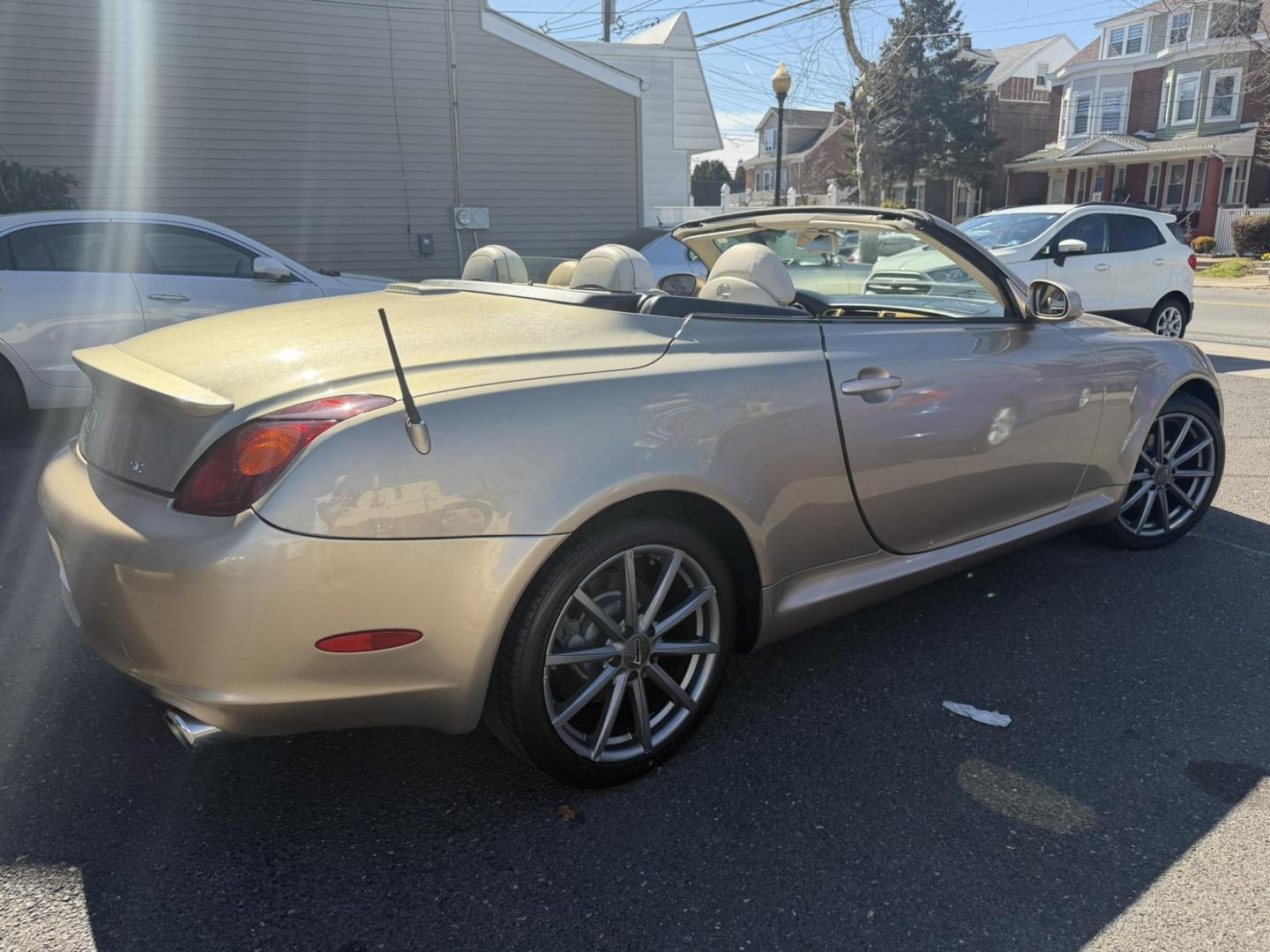 2004 Gold /Tan Leather Lexus SC 430 Convertible (JTHFN48YX40) with an 4.3L V8 DOHC 32V engine, 5-Speed Automatic Overdrive transmission, located at 1018 Brunswick Ave, Trenton, NJ, 08638, (609) 989-0900, 40.240086, -74.748085 - A real nice 1- owner, well kept Lexus SC 430! Serviced up since new, a great color combo, detailed to perfection and ready for the next owner to enjoy with the top down this season! Please call Anthony to set up a time to see and drive this beauty!! 609-273-5100 - Photo#10