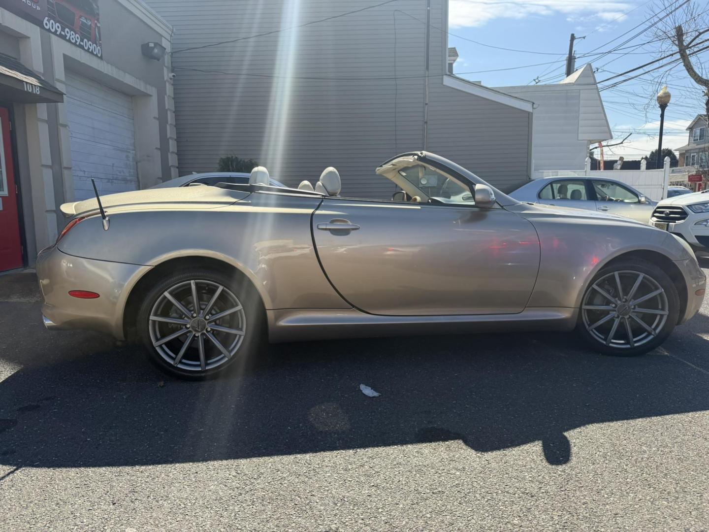 2004 Gold /Tan Leather Lexus SC 430 Convertible (JTHFN48YX40) with an 4.3L V8 DOHC 32V engine, 5-Speed Automatic Overdrive transmission, located at 1018 Brunswick Ave, Trenton, NJ, 08638, (609) 989-0900, 40.240086, -74.748085 - A real nice 1- owner, well kept Lexus SC 430! Serviced up since new, a great color combo, detailed to perfection and ready for the next owner to enjoy with the top down this season! Please call Anthony to set up a time to see and drive this beauty!! 609-273-5100 - Photo#11