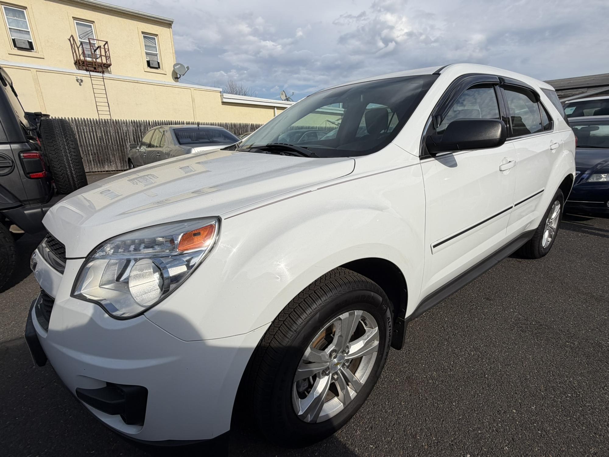 photo of 2014 Chevrolet Equinox LS 2WD
