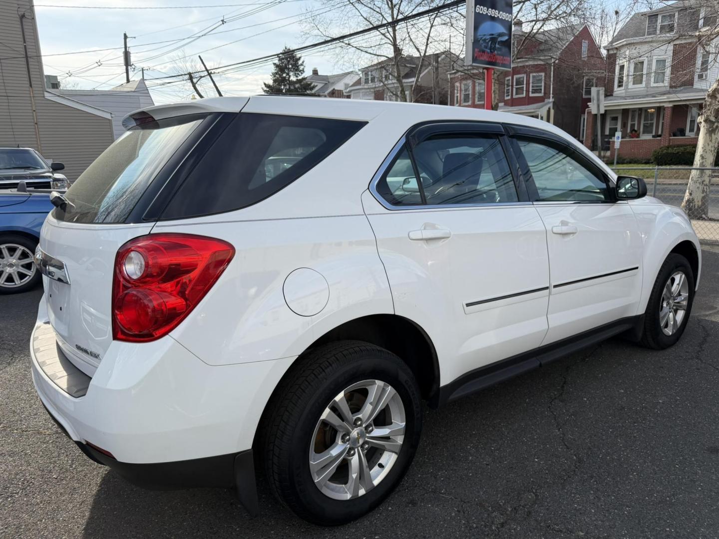 2014 White /Black/gray Chevrolet Equinox LS 2WD (2GNALAEK3E1) with an 2.4L L4 DOHC 16V FFV engine, 6-Speed Automatic transmission, located at 1018 Brunswick Ave, Trenton, NJ, 08638, (609) 989-0900, 40.240086, -74.748085 - Here is a very clean Chevy Equinox that has been serviced up and detailed to perfection and ready for new ownership! Loaded up with leather interior and alloy wheels. Financing Available!! - Photo#4