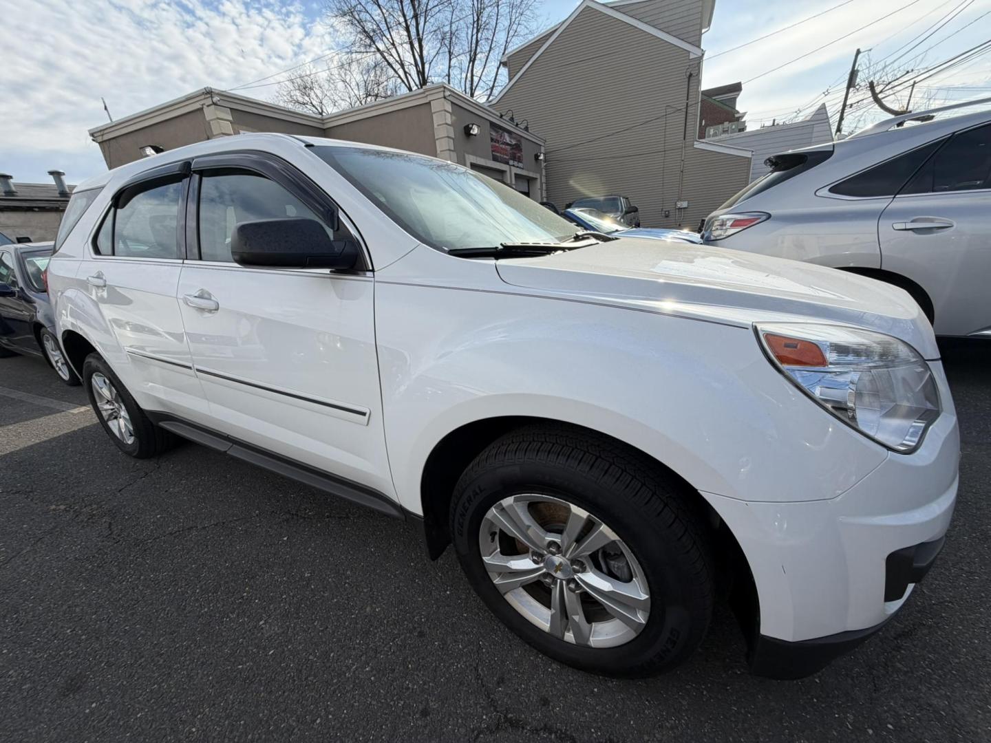 2014 Chevrolet Equinox LS 2WD (2GNALAEK3E1) with an 2.4L L4 DOHC 16V FFV engine, 6-Speed Automatic transmission, located at 1018 Brunswick Ave, Trenton, NJ, 08638, (609) 989-0900, 40.240086, -74.748085 - Photo#8