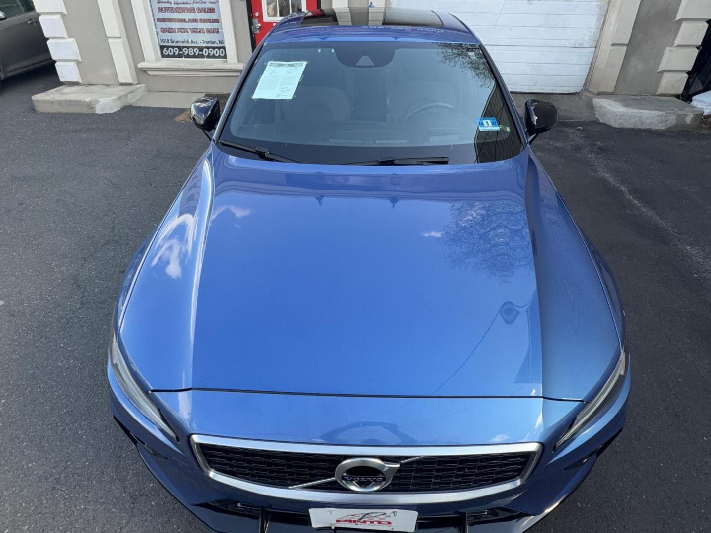2020 BLUE /Black Volvo S60 T6 R-Design AWD (7JRA22TM0LG) with an 2.0L L4 DOHC 16V engine, 8A transmission, located at 1018 Brunswick Ave, Trenton, NJ, 08638, (609) 989-0900, 40.240086, -74.748085 - This S60 T6 R-design is a perfect color combo! Equipped with all the R-Design features,($6850 option) Advanced package($2500 option), Polestar and heated Rear seats and steering wheel. Fully serviced by Volvo dealer since new! A rare color combo of Bursting Blue metal w Black R design leather interi- Photo#7