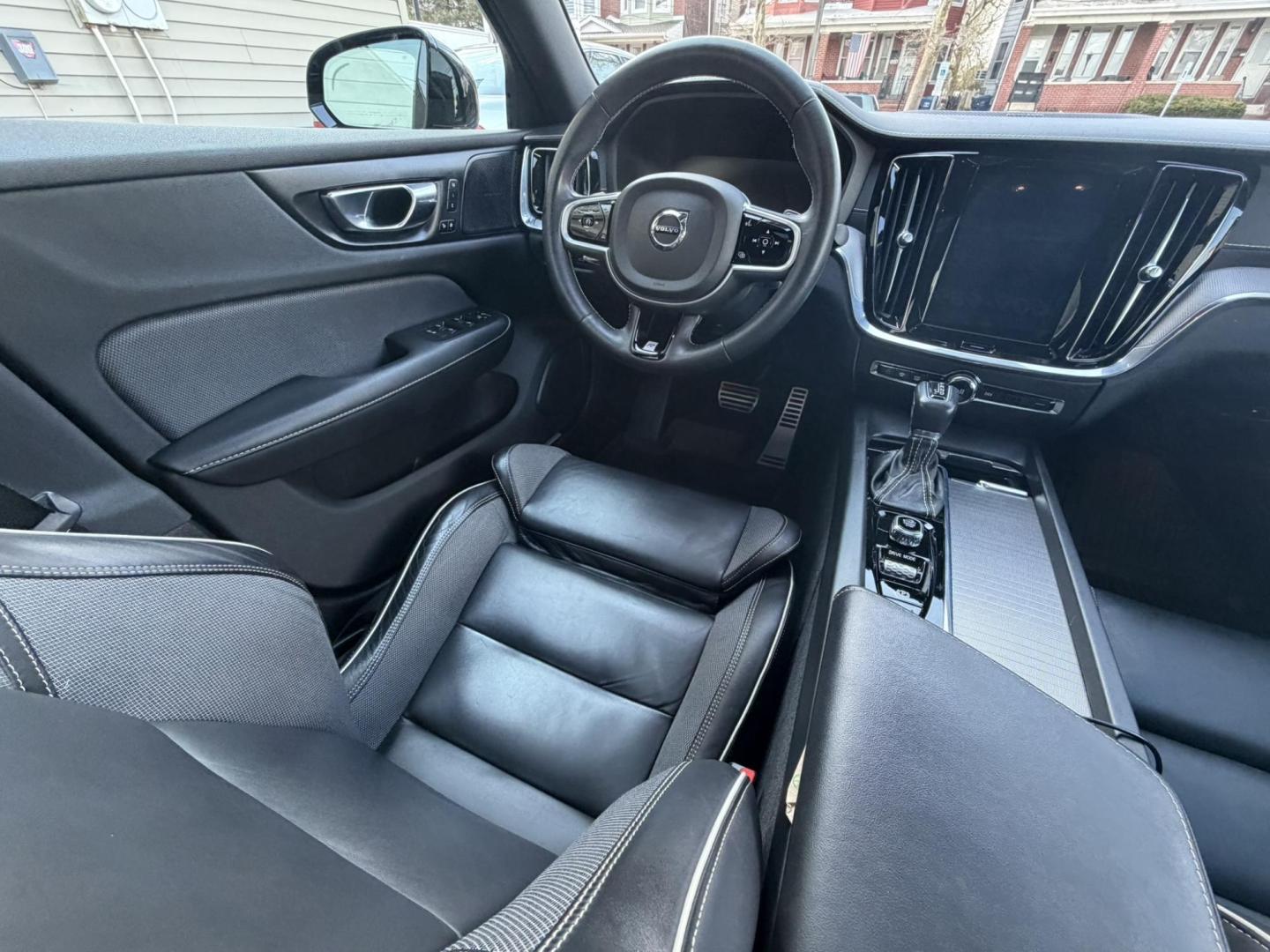 2020 BLUE /Black Volvo S60 T6 R-Design AWD (7JRA22TM0LG) with an 2.0L L4 DOHC 16V engine, 8A transmission, located at 1018 Brunswick Ave, Trenton, NJ, 08638, (609) 989-0900, 40.240086, -74.748085 - This S60 T6 R-design is a perfect color combo! Equipped with all the R-Design features,($6850 option) Advanced package($2500 option), Polestar and heated Rear seats and steering wheel. Fully serviced by Volvo dealer since new! A rare color combo of Bursting Blue metal w Black R design leather interi- Photo#26