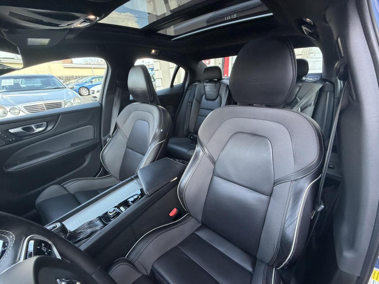2020 BLUE /Black Volvo S60 T6 R-Design AWD (7JRA22TM0LG) with an 2.0L L4 DOHC 16V engine, 8A transmission, located at 1018 Brunswick Ave, Trenton, NJ, 08638, (609) 989-0900, 40.240086, -74.748085 - This S60 T6 R-design is a perfect color combo! Equipped with all the R-Design features,($6850 option) Advanced package($2500 option), Polestar and heated Rear seats and steering wheel. Fully serviced by Volvo dealer since new! A rare color combo of Bursting Blue metal w Black R design leather interi- Photo#30