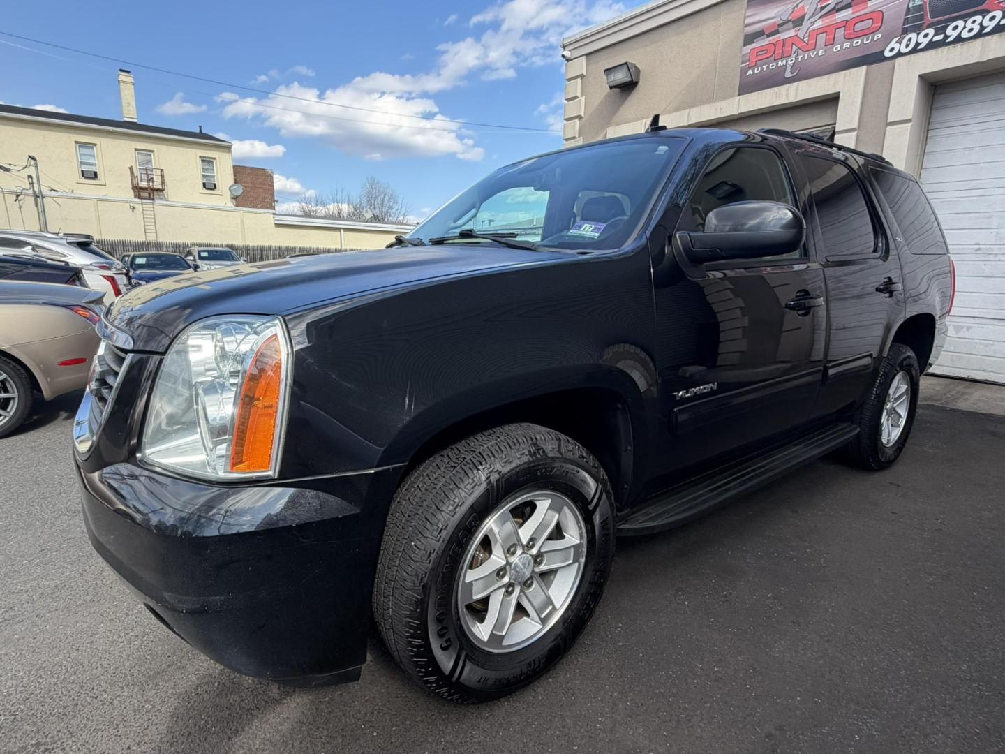 2014 BLACK /Black/gray GMC Yukon SLT 4WD (1GKS2CE0XER) with an 5.3L V8 OHV 16V FFV engine, 6-Speed Automatic transmission, located at 1018 Brunswick Ave, Trenton, NJ, 08638, (609) 989-0900, 40.240086, -74.748085 - This Black Beauty is a real nice SUV. Detailed and Serviced up and ready for the next owner to appreciate for another 10 years! Financing Available, please call Anthony to set up an appointment to see and drive ASAP. 609-273-5100 - Photo#5