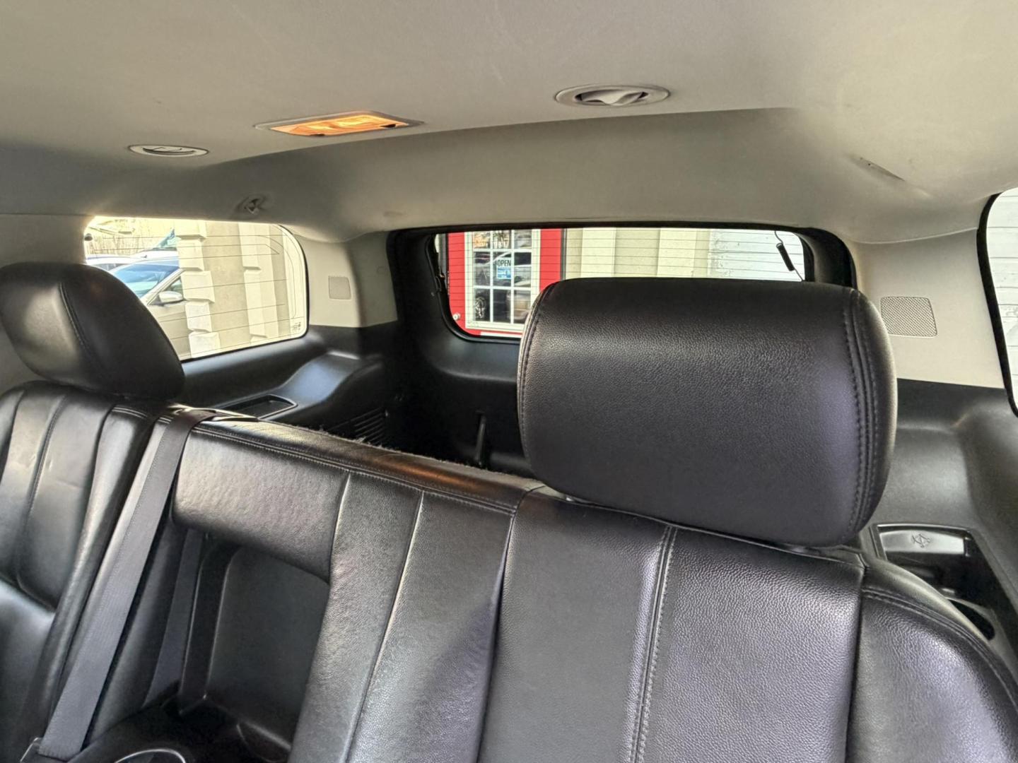 2014 BLACK /Black/gray GMC Yukon SLT 4WD (1GKS2CE0XER) with an 5.3L V8 OHV 16V FFV engine, 6-Speed Automatic transmission, located at 1018 Brunswick Ave, Trenton, NJ, 08638, (609) 989-0900, 40.240086, -74.748085 - This Black Beauty is a real nice SUV. Detailed and Serviced up and ready for the next owner to appreciate for another 10 years! Financing Available, please call Anthony to set up an appointment to see and drive ASAP. 609-273-5100 - Photo#14