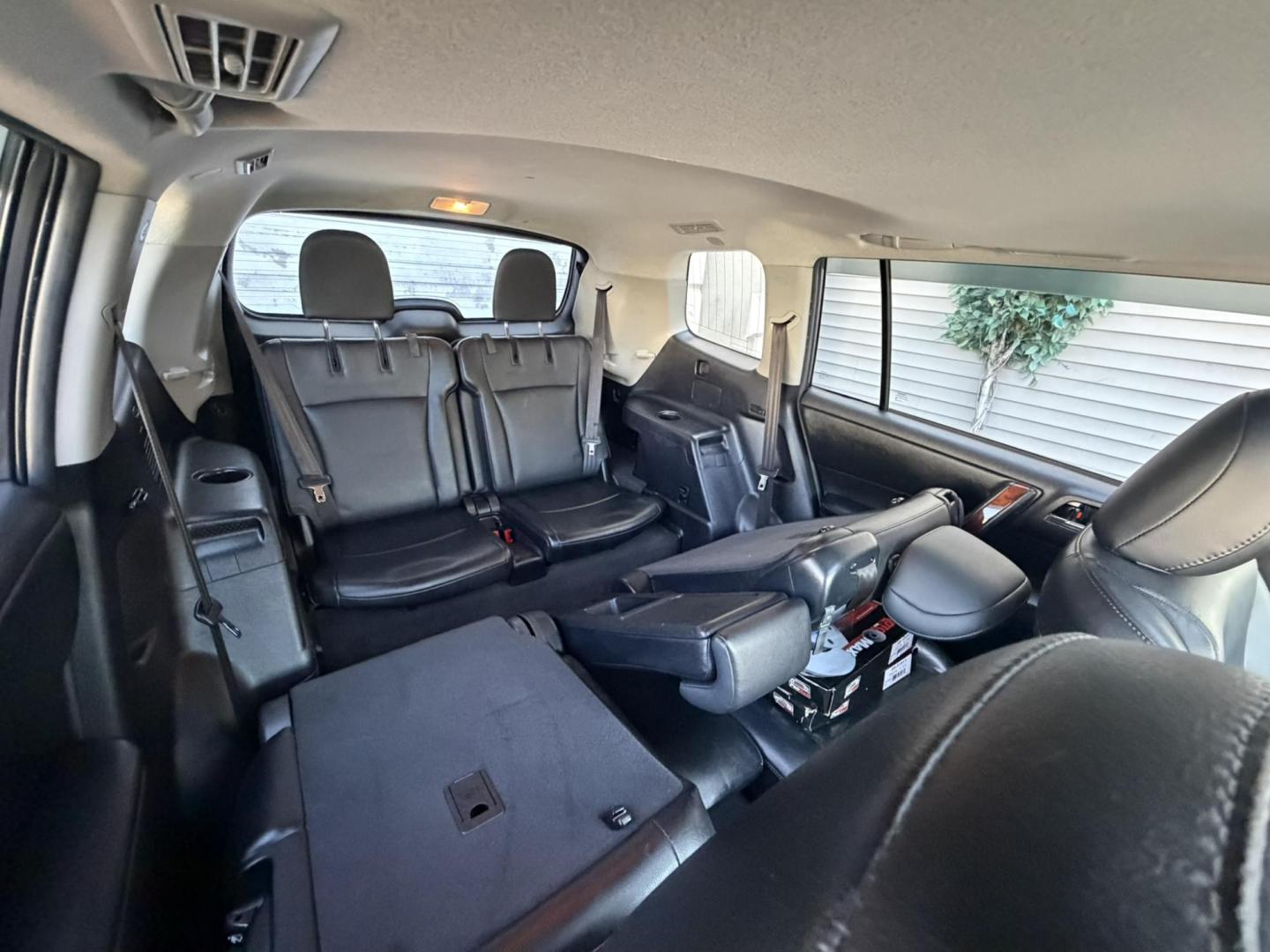 2012 GRAY /Black/gray Toyota Highlander Limited 4WD (5TDDK3EH5CS) with an 3.5L V6 DOHC 24V engine, 5-Speed Automatic transmission, located at 1018 Brunswick Ave, Trenton, NJ, 08638, (609) 989-0900, 40.240086, -74.748085 - A low miled Toyota Highlander that looks and runs like new! Just serviced up and detailed to perfection! Fully loaded as a Limited model and ready to go for another 12-15 years! Financing is available and please call Anthony to set up an appt. to see and drive this super clean Highlander,609-273-510 - Photo#22