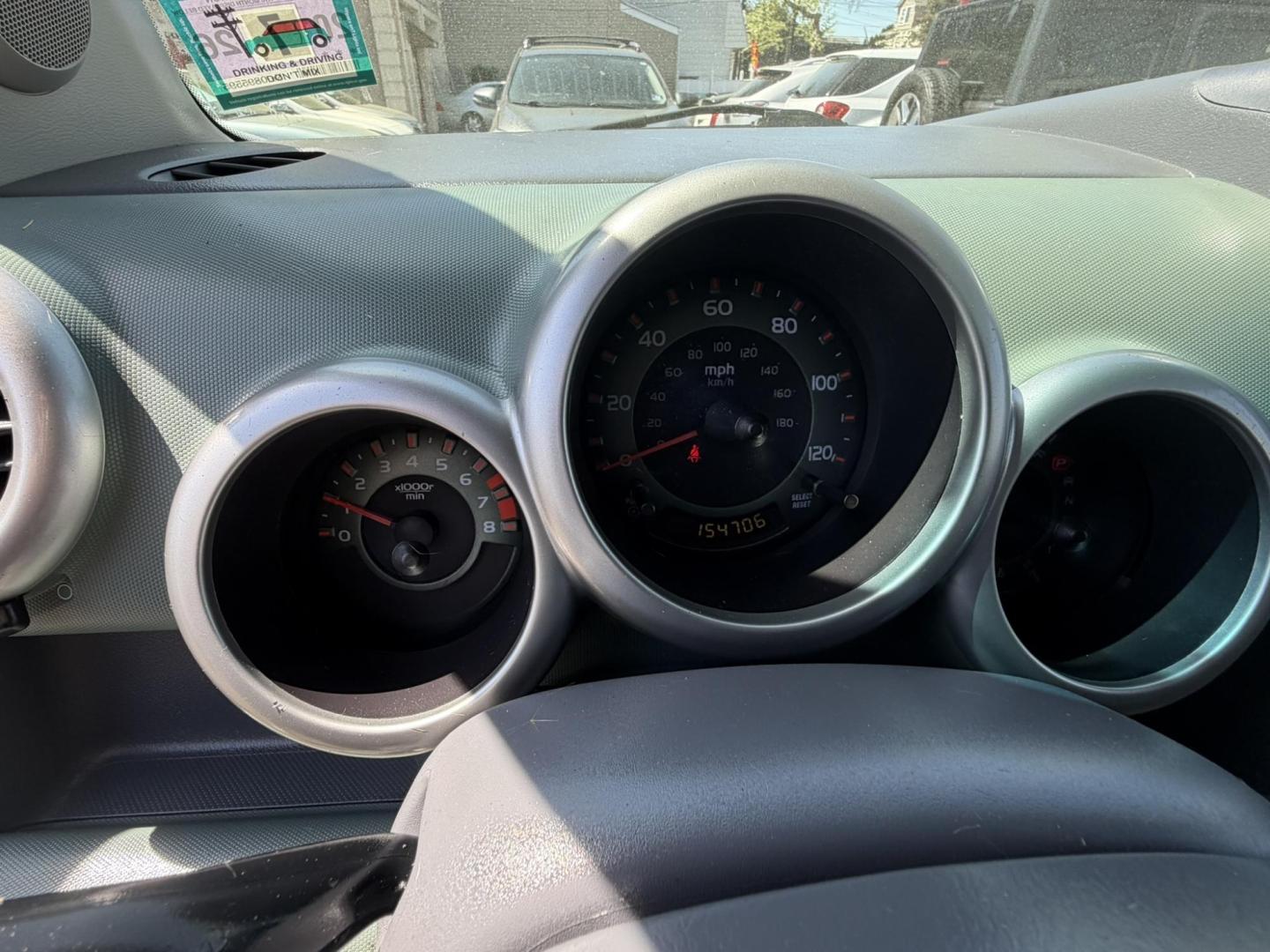 2004 /Gray Honda Element EX 4WD AT w/ Front Side Airbags (5J6YH28674L) with an 2.4L L4 DOHC 16V engine, 4-Speed Automatic Overdrive transmission, located at 1018 Brunswick Ave, Trenton, NJ, 08638, (609) 989-0900, 40.240086, -74.748085 - Very clean and very well maintained AWD Honda Element EX! Just serviced and detailed to perfection and ready for next owner to enjoy! Please call Anthony to set up an appointment to see and drive. 609-273-5100 - Photo#21