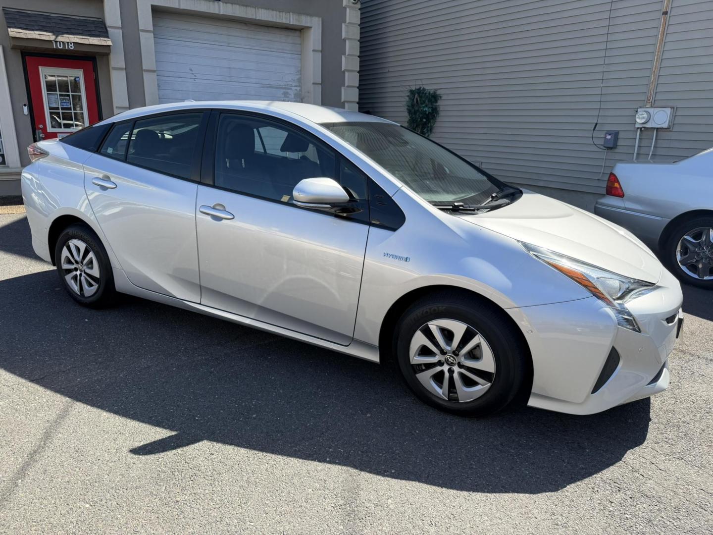2017 SILVER /Black/gray Toyota Prius Two Eco (JTDKARFU7H3) with an 1.8L L4 DOHC 16V HYBRID engine, CVT transmission, located at 1018 Brunswick Ave, Trenton, NJ, 08638, (609) 989-0900, 40.240086, -74.748085 - Gas prices have escalated in the area so what other vehicle to drive than a hybrid prius that gets 53mpg? This one owner gem has been dealer serviced since new and ready to go! A must see and drive to appreciate, please call Anthony to set up an appt. to inquire about this super clean Toyota. 609-27 - Photo#6