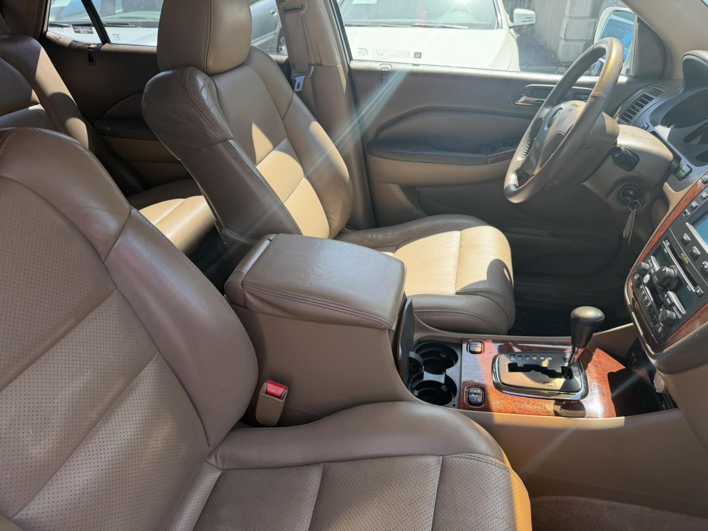 2003 White /Tan Leather Acura MDX Touring with Rear DVD System (2HNYD18733H) with an 3.5L V6 SOHC 24V engine, 5-Speed Automatic Overdrive transmission, located at 1018 Brunswick Ave, Trenton, NJ, 08638, (609) 989-0900, 40.240086, -74.748085 - This Touring model MDX is loaded up and super clean w so much great service history! You can buy this SUV w confidence. A great price for this reliable Acura. A must see and drive ASAP, please call Anthony to set up an appt. 609-273-5100 - Photo#27