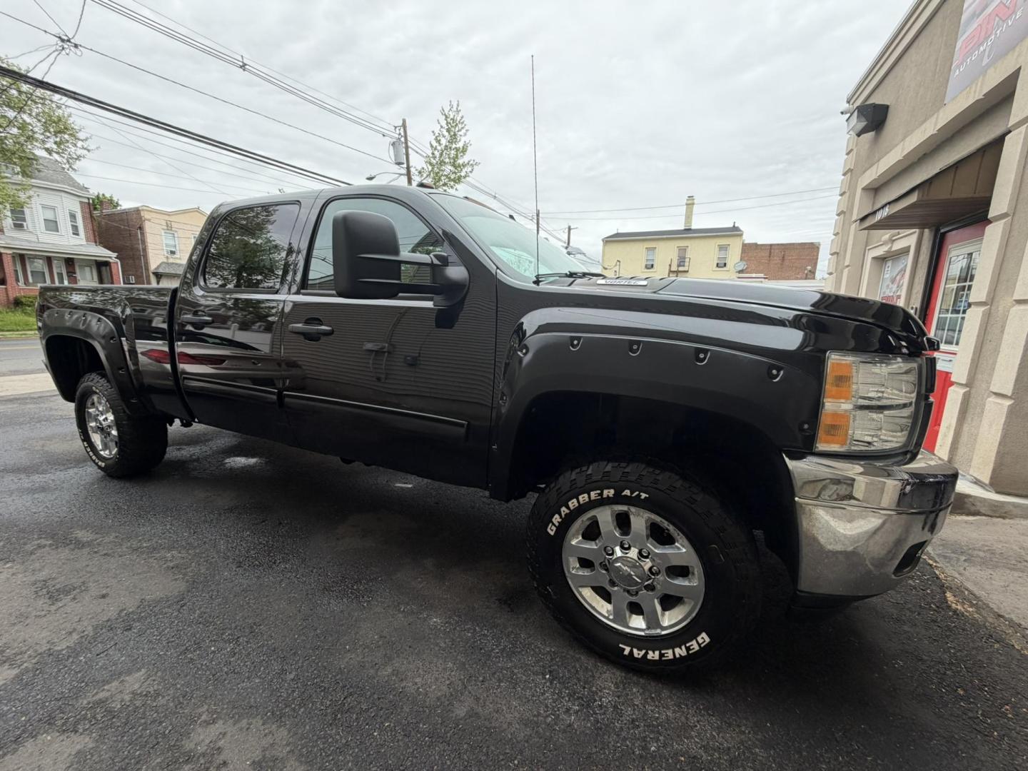2012 BLACK /Black/gray Chevrolet Silverado 2500HD LT Crew Cab 4WD (1GC1KXCG0CF) with an 6.0L V8 OHV 16V FFV engine, 6-Speed Automatic transmission, located at 1018 Brunswick Ave, Trenton, NJ, 08638, (609) 989-0900, 40.240086, -74.748085 - Here is a great heavy duty 2500 Chevy Silverado! Crew Cab Black Beauty w Vortec 6.0 motor! Recently serviced and ready to get to work!! Financing available, Please call Anthony to set up an appt. to see and drive. 609-273-5100 - Photo#1