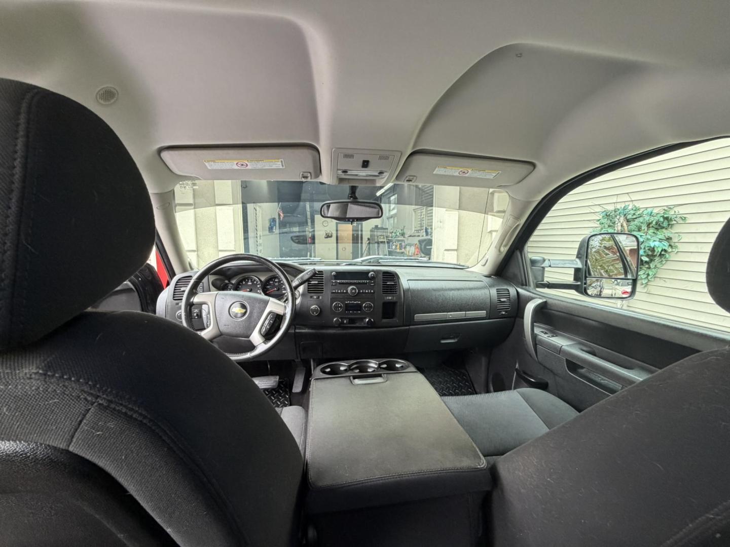 2012 BLACK /Black/gray Chevrolet Silverado 2500HD LT Crew Cab 4WD (1GC1KXCG0CF) with an 6.0L V8 OHV 16V FFV engine, 6-Speed Automatic transmission, located at 1018 Brunswick Ave, Trenton, NJ, 08638, (609) 989-0900, 40.240086, -74.748085 - Here is a great heavy duty 2500 Chevy Silverado! Crew Cab Black Beauty w Vortec 6.0 motor! Recently serviced and ready to get to work!! Financing available, Please call Anthony to set up an appt. to see and drive. 609-273-5100 - Photo#20