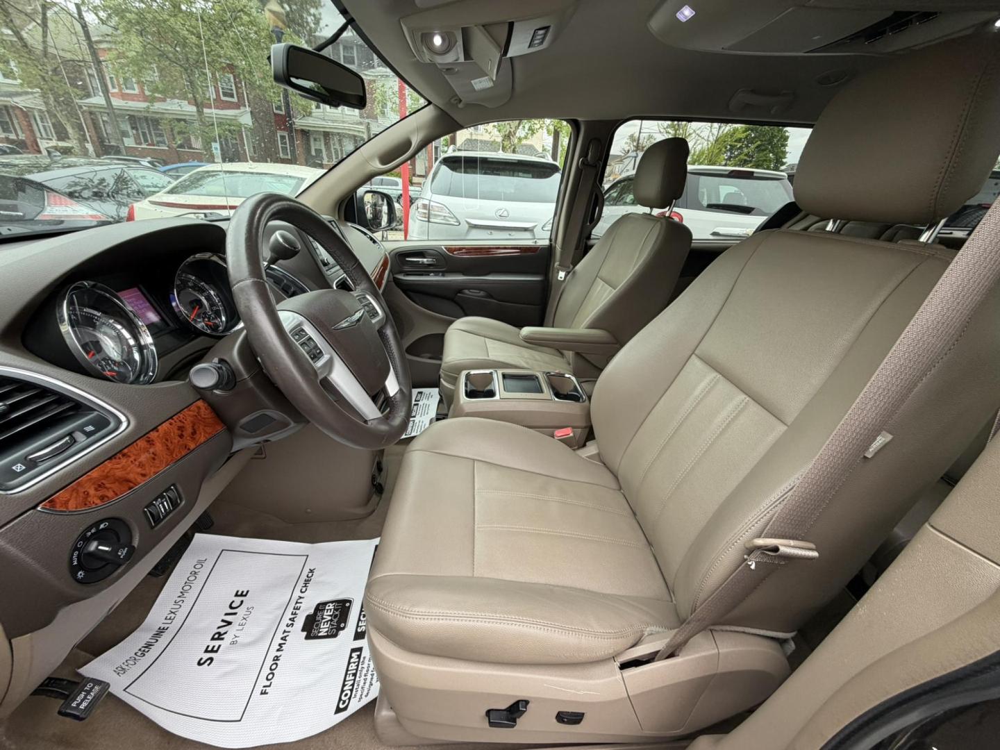 2015 BLACK /Tan Leather Chrysler Town & Country Touring (2C4RC1BG9FR) with an 3.6L V6 DOHC 24V engine, 6-Speed Automatic transmission, located at 1018 Brunswick Ave, Trenton, NJ, 08638, (609) 989-0900, 40.240086, -74.748085 - Here is the cleanest Chrysler Town and Country out there! Serviced regularly and detailed to perfection! This vehicle has extensive maintenance history and is ready for the next 10 years! Please feel free to call Anthony for an appt. to see and drive, 609-273-5100 - Photo#32