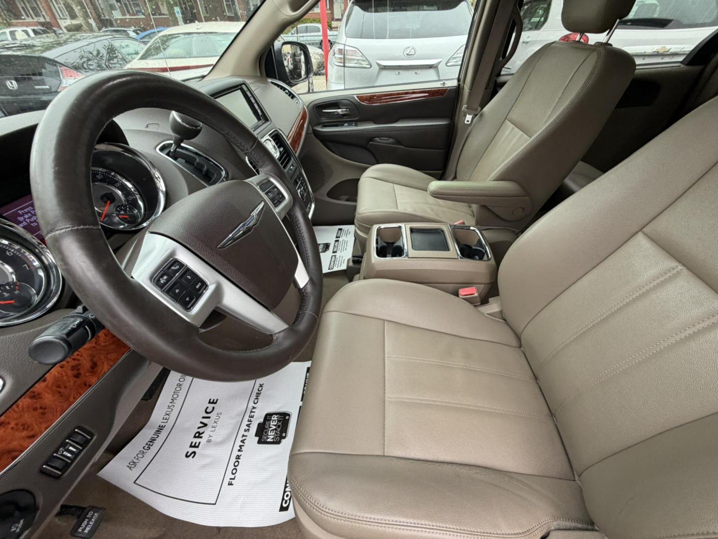 2015 BLACK /Tan Leather Chrysler Town & Country Touring (2C4RC1BG9FR) with an 3.6L V6 DOHC 24V engine, 6-Speed Automatic transmission, located at 1018 Brunswick Ave, Trenton, NJ, 08638, (609) 989-0900, 40.240086, -74.748085 - Here is the cleanest Chrysler Town and Country out there! Serviced regularly and detailed to perfection! This vehicle has extensive maintenance history and is ready for the next 10 years! Please feel free to call Anthony for an appt. to see and drive, 609-273-5100 - Photo#33